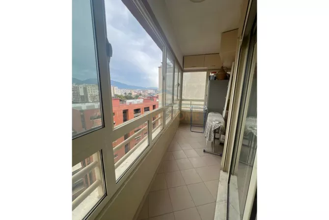 Shtepi me qera Apartament ne Tirane, 2+1, Mobilimi E mobiluar, Pagesa 800  Euro.