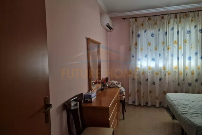 Shtepi ne shitje 2+1 ne Tirane - 220,000 Euro