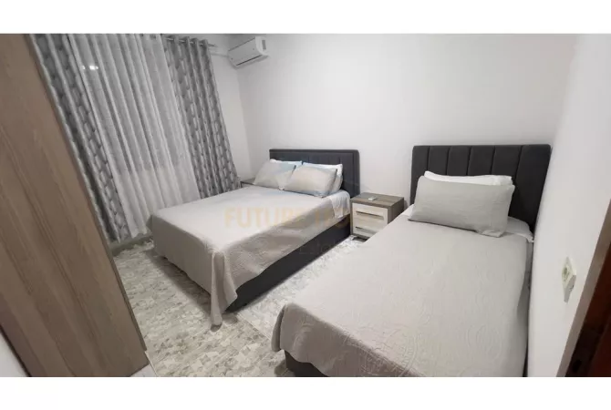 Shtepi me qera Apartament ne Tirane, 2+1, Mobilimi E mobiluar, Pagesa 600  Euro.