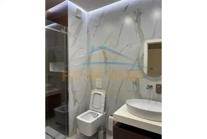 Shtepi ne shitje Apartament ne Tirane, 2+1, Mobilimi E mobiluar, Pagesa 281,000  Euro.