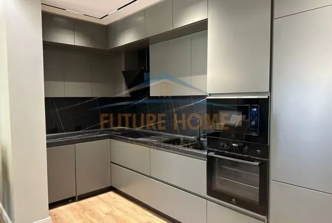 Shtepi ne shitje Apartament ne Tirane, 2+1, Mobilimi E mobiluar, Pagesa 281,000  Euro.