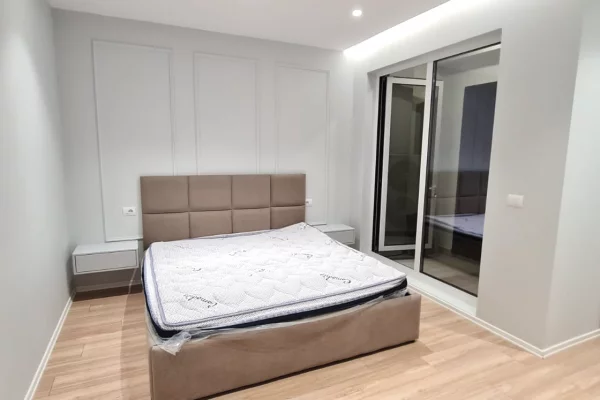Shtepi me qera Apartament ne Tirane, 2+1, Mobilimi E mobiluar, Pagesa 800  Euro.