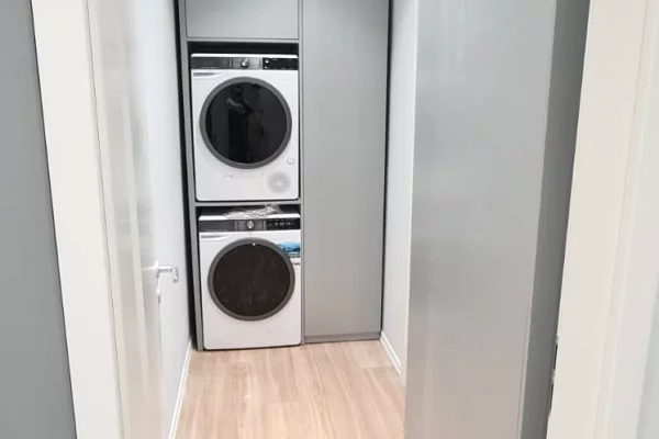 Shtepi me qera Apartament ne Tirane, 2+1, Mobilimi E mobiluar, Pagesa 800  Euro.