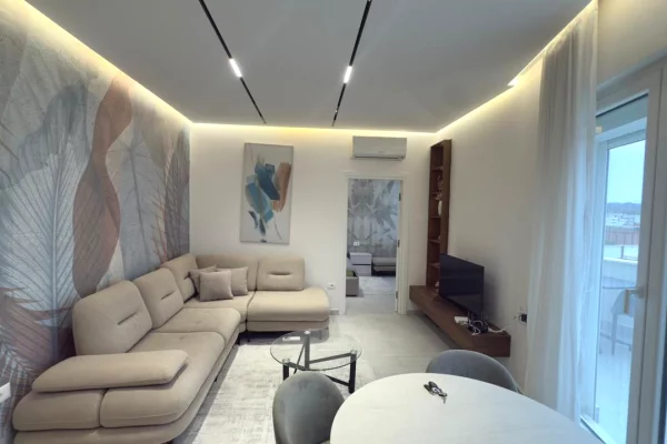 Shtepi me qera 1+1 ne Tirane - 650 Euro