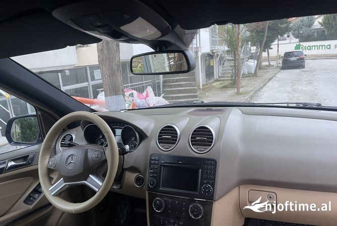 Makina ne shitje ne Tirane, Mercedes-Benz, 2008 Diesel,Kambio Automatik Pagesa 7,500  Euro.