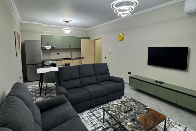 Shtepi me qera 1+1 ne Tirane - 450 Euro
