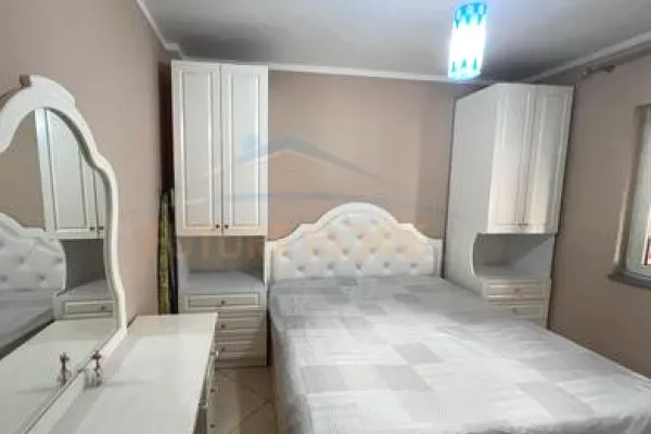 Shtepi me qera 1+1 ne Tirane - 450 Euro