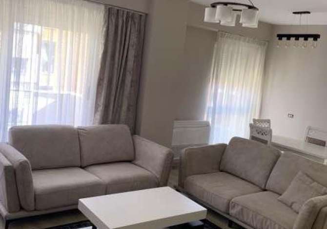 Shtepi me qera 2+1 ne Tirane - 800 Euro