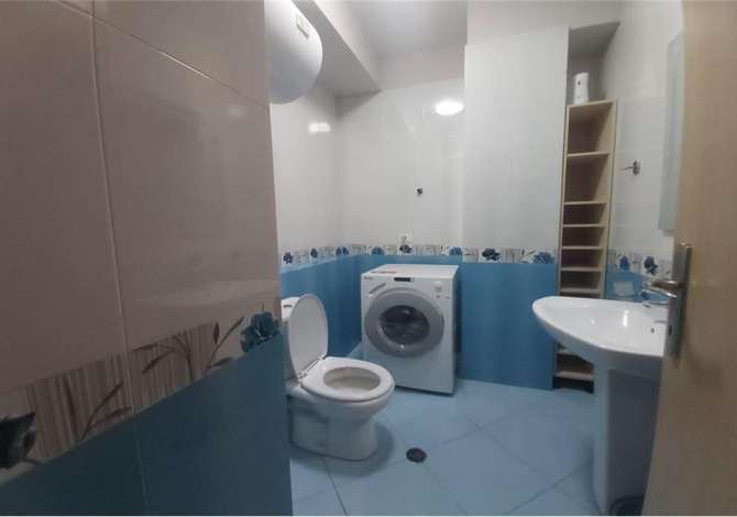 Shtepi me qera Apartament ne Tirane, 2+1, Mobilimi E mobiluar, Pagesa 800  Euro.