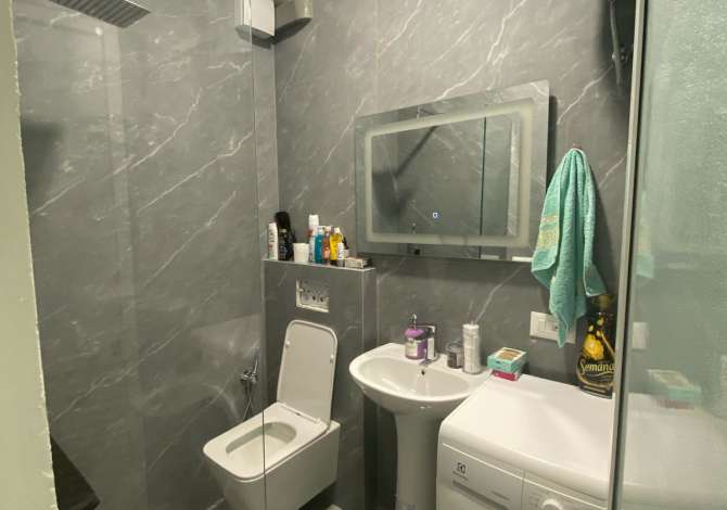 Shtepi me qera Apartament ne Tirane, 1+1, Mobilimi E mobiluar, Pagesa 35,000  Leke.