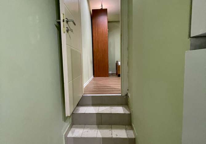 Shtepi me qera Apartament ne Tirane, 1+1, Mobilimi E mobiluar, Pagesa 35,000  Leke.