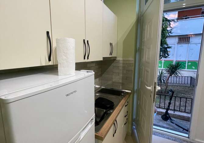 Shtepi me qera Apartament ne Tirane, 1+1, Mobilimi E mobiluar, Pagesa 35,000  Leke.