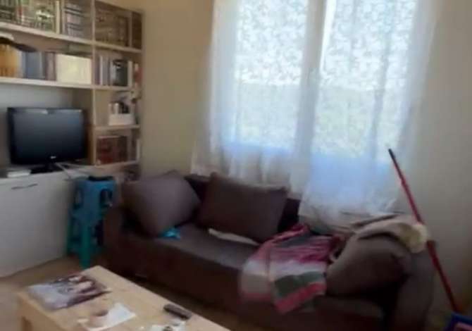 Truall ose Toke ne Tirane - 400,000 Euro