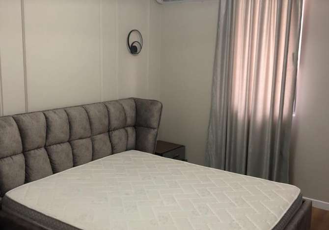 Shtepi me qera 2+1 ne Tirane - 800 Euro