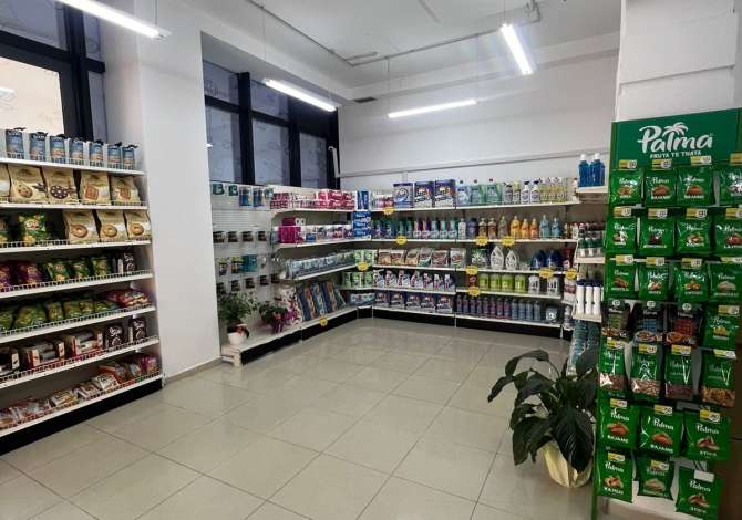 Jepet ambient biznesi me qera tek BRRYLI 100 M2 ME DEPO DHE VERANDE 850 MIJE LEKE