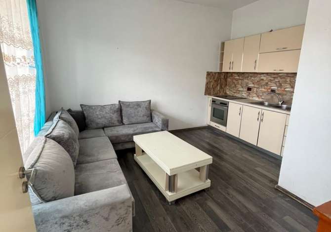 Shtepi me qera 2+1 ne Tirane - 40,000 Leke