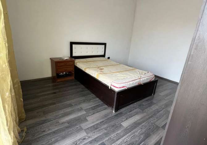 Shtepi me qera 2+1 ne Tirane - 40,000 Leke