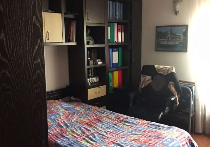 Shtepi me qera 3+1 ne Tirane - 1,000 Euro