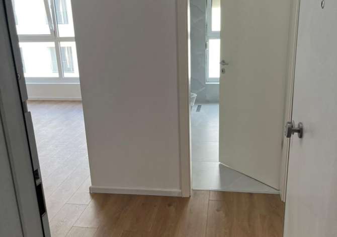Shtepi me qera 1+1 ne Tirane - 30,000 Leke