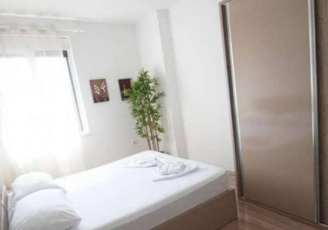 Shtepi me qera Apartament ne Tirane, 1+1, Mobilimi E mobiluar, Pagesa 750  Euro.