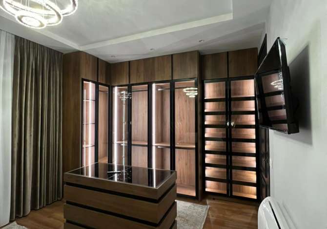 Shtepi me qera 2+1 ne Tirane - 1,200 Euro