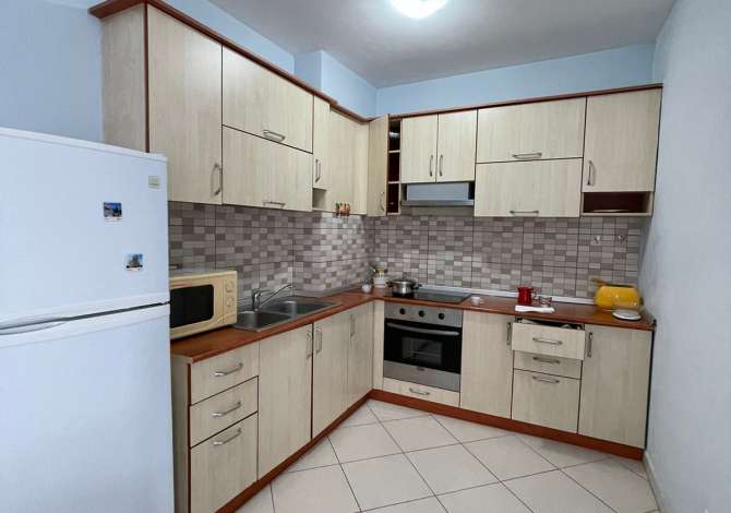 Shtepi me qera 2+1 ne Tirane - 850 Euro
