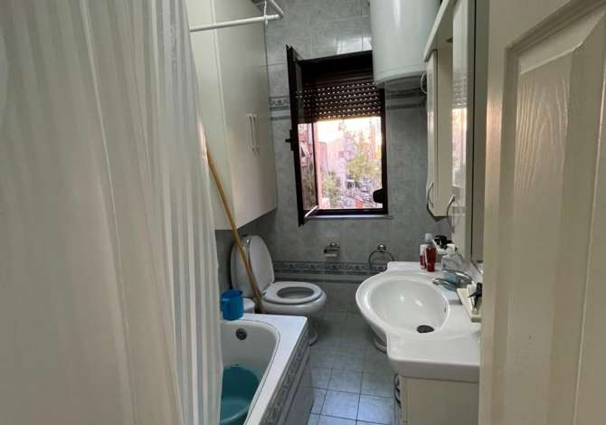 Shtepi me qera 2+1 ne Tirane - 700 Euro