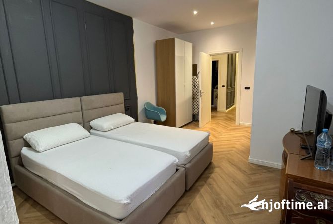 Shtepi ne shitje 2+1 ne Tirane - 302,400 Euro