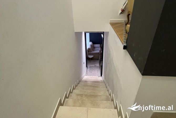 House for Sale 2+1 in Tirana - 302,400 Euro