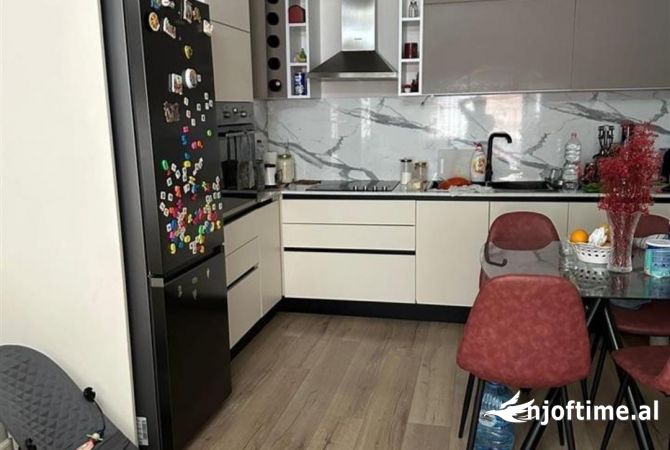 Shtepi ne shitje 2+1 ne Tirane - 155,000 Euro