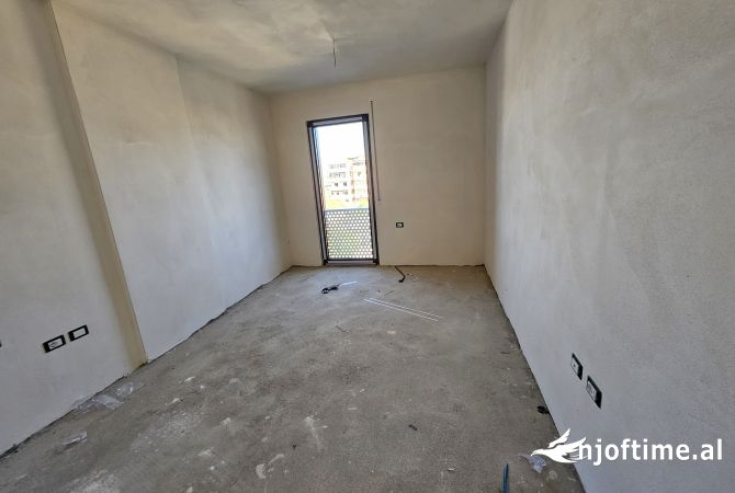 Shtepi ne shitje 1+1 ne Tirane - 105,000 Euro