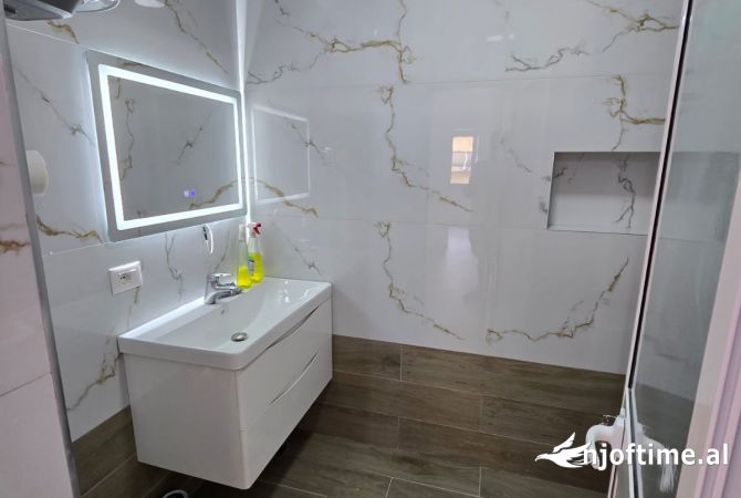 SHITET APARTAMENT 2+1 210000 EURO