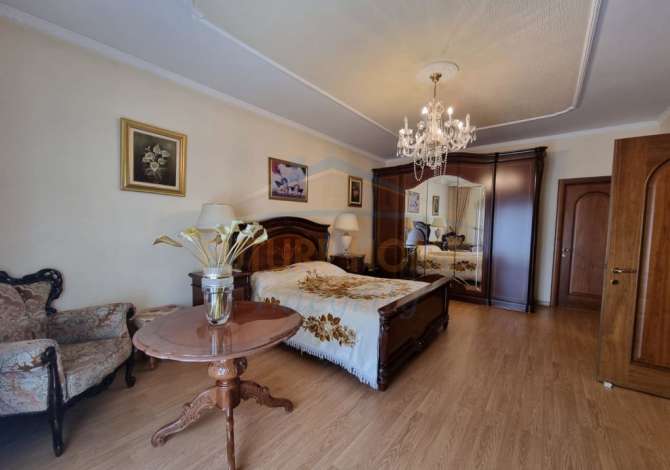 Shtepi ne shitje 5+1 ne Tirane - 850,000 Euro