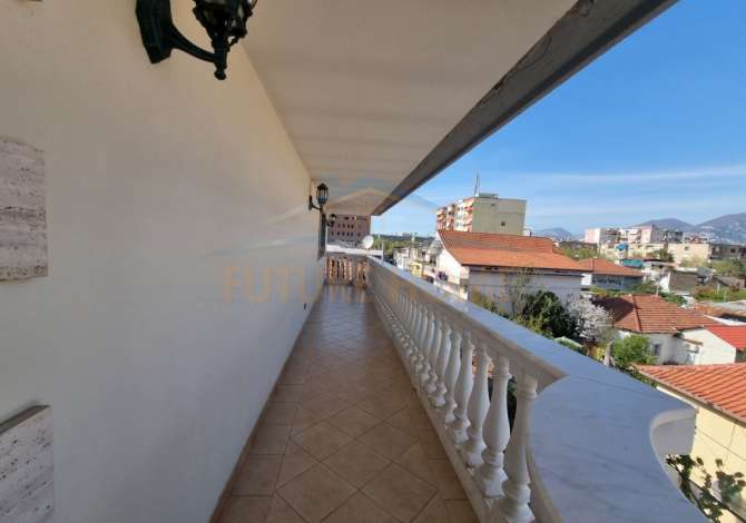 Shtepi ne shitje Shtepi Private ne Tirane, 5+1, Mobilimi E mobiluar, Pagesa 850,000  Euro.