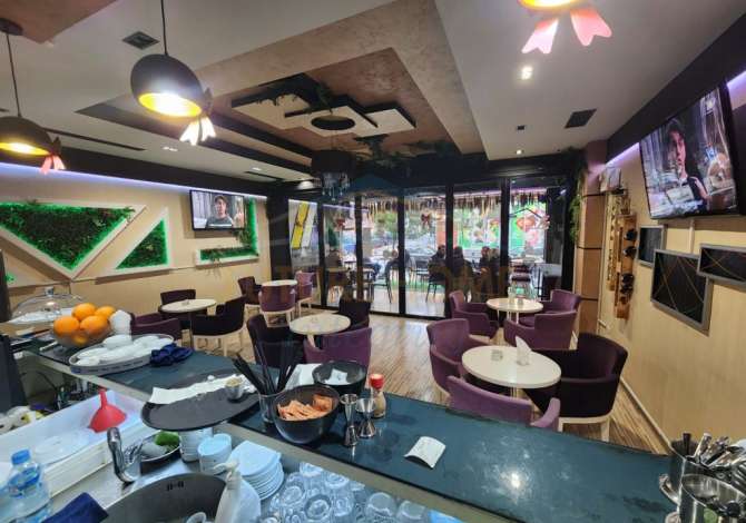 Shitet, Ambient Biznesi, Kopshti Botanik, Tirane.