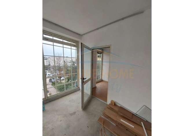 Ambient biznesi ne shitje 4+1 ne Tirane - 350,000 Euro