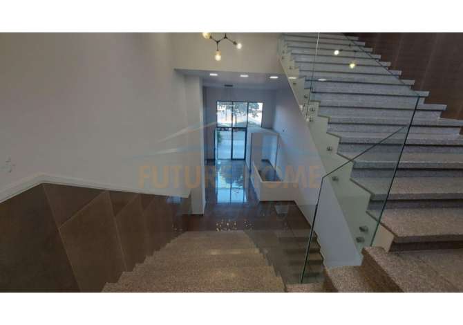 Shitet, Ambient Biznesi, Rruga Kongresi I Manastirit