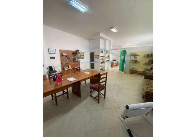 Shitet, Ambient Biznesi, Kodra e Diellit