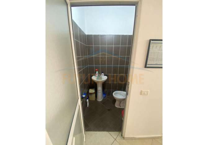 Ambient biznesi ne shitje 1+1 ne Tirane - 142,500 Euro