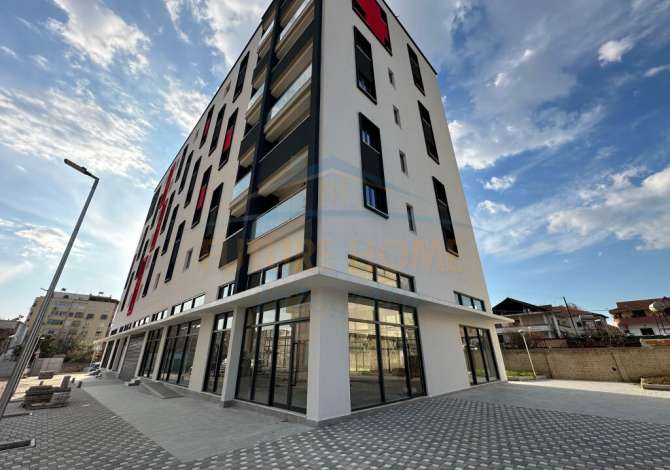Ambient biznesi ne shitje 1+1 ne Tirane - 1,600,000 Euro
