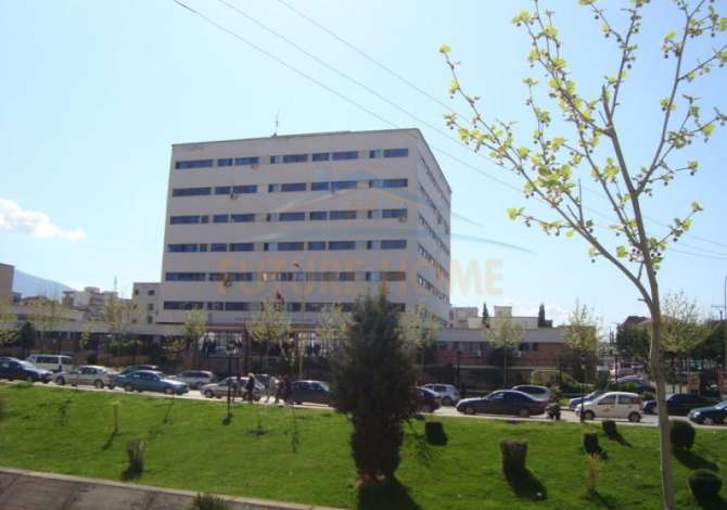 Ambient biznesi ne shitje 1+1 ne Tirane - 2,155,500 Euro