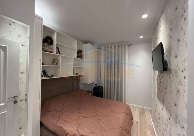 Shtepi me qera 3+1 ne Durres - 3,200 Euro