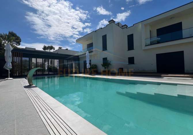 Shtepi me qera 3+1 ne Durres - 3,200 Euro
