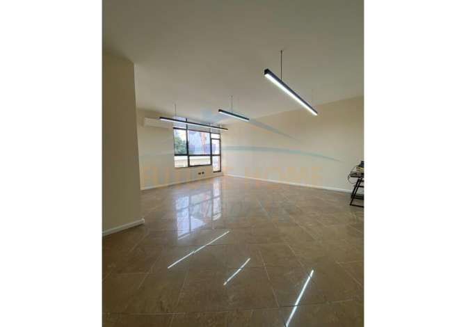 Qera, Ambient Biznesi, Rruga Ismail Qemali