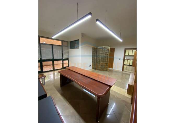 Ambient biznesi me qera 1+1 ne Tirane - 3,500 Euro