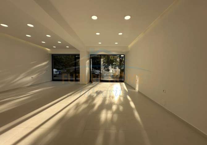 Ambient biznesi ne shitje 1+1 ne Tirane - 460,000 Euro