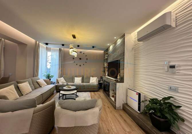 Shtepi ne shitje Vila Luksoze ne Tirane, 7+1, Mobilimi E mobiluar, Pagesa 1,500,000  Euro.