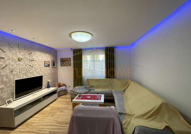 Shtepi ne shitje Vila Luksoze ne Tirane, 7+1, Mobilimi E mobiluar, Pagesa 1,500,000  Euro.