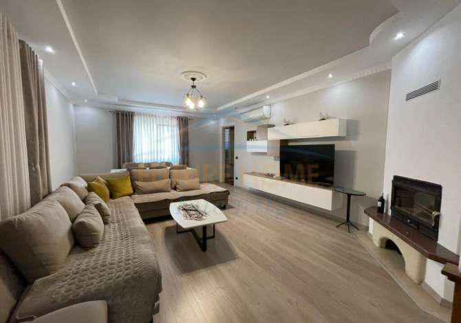 Shtepi ne shitje Vila Luksoze ne Tirane, 7+1, Mobilimi E mobiluar, Pagesa 1,500,000  Euro.