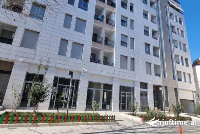 Ambient biznesi ne shitje 1+1 ne Tirane - 74,700 Euro